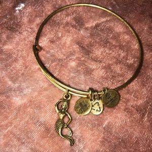 Alex and Ani Mermaid bangle 💕
